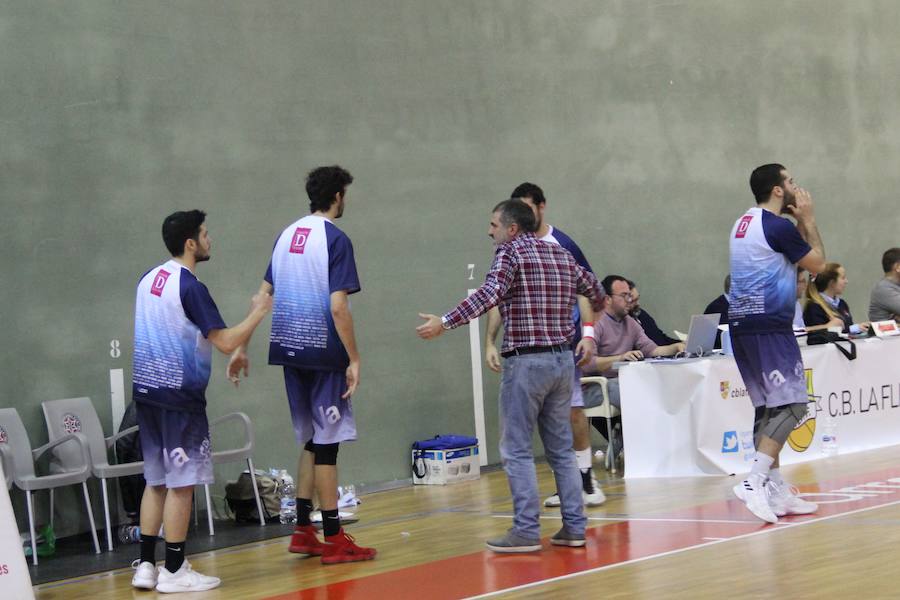 Fotos: Partido CB La Flecha- UVA derbi local baloncesto Liga EBA