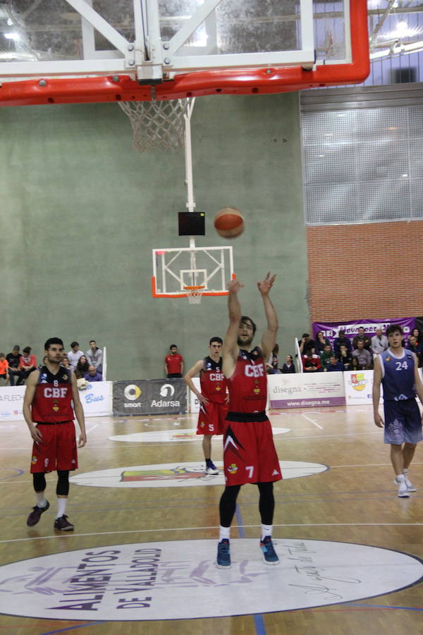 Fotos: Partido CB La Flecha- UVA derbi local baloncesto Liga EBA