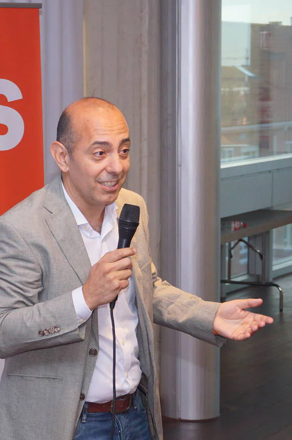 Fotos: Presentación de la candidatura de Ciudadanos en Arroyo