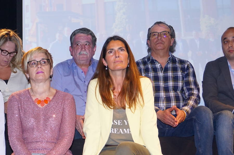 Fotos: Presentación candidatura Partido Popular en Arroyo