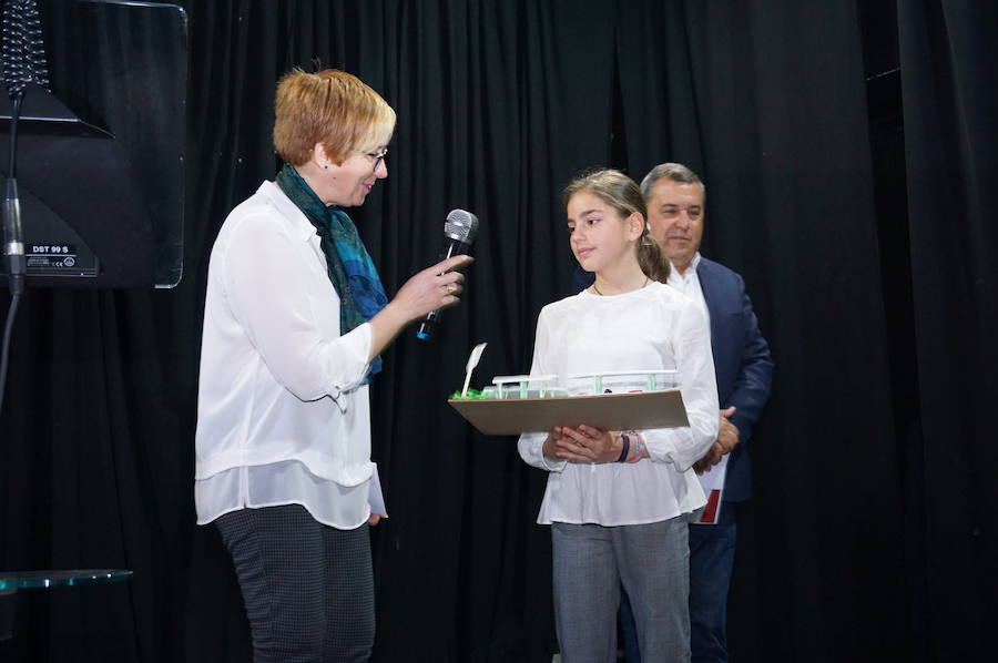 Fotos: Entrega de premios del VII concurso 'El Futuro en Nuestras Manos’