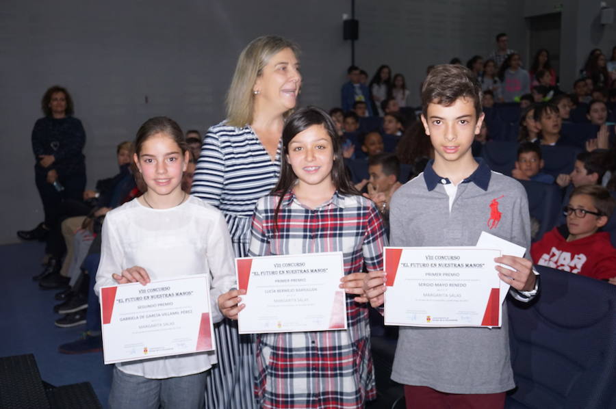 Fotos: Entrega de premios del VII concurso &#039;El Futuro en Nuestras Manos’