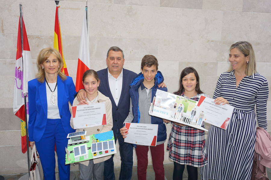 Fotos: Entrega de premios del VII concurso &#039;El Futuro en Nuestras Manos’