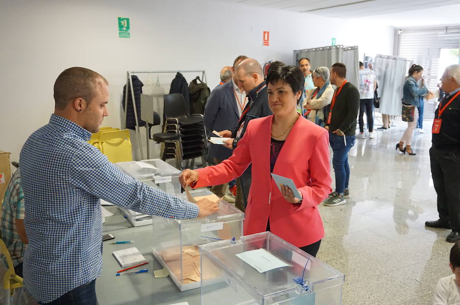 Fotos: Candidatos a la alcaldía de Arroyo y normalidad en los colegios electorales