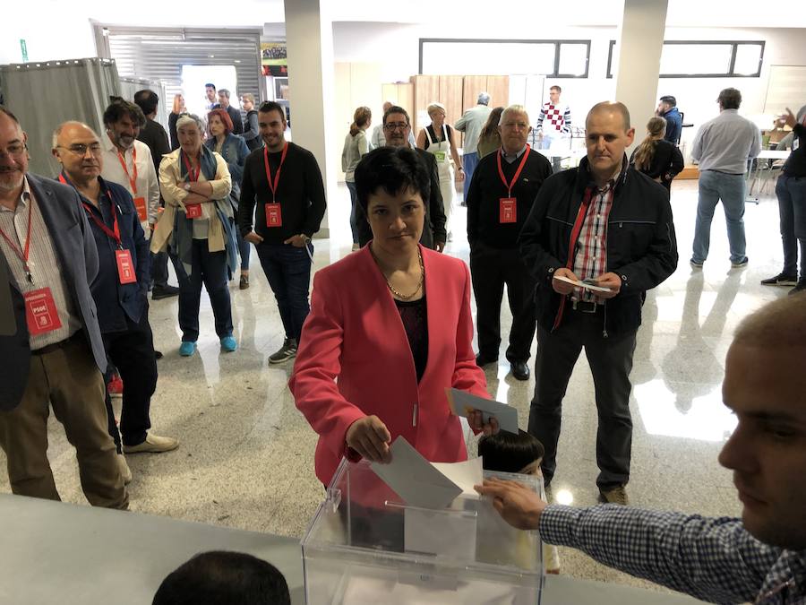 Fotos: Candidatos a la alcaldía de Arroyo y normalidad en los colegios electorales