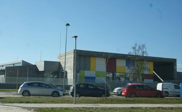 Colegio Atenea, ubicado en Vega de la Encomienda. 