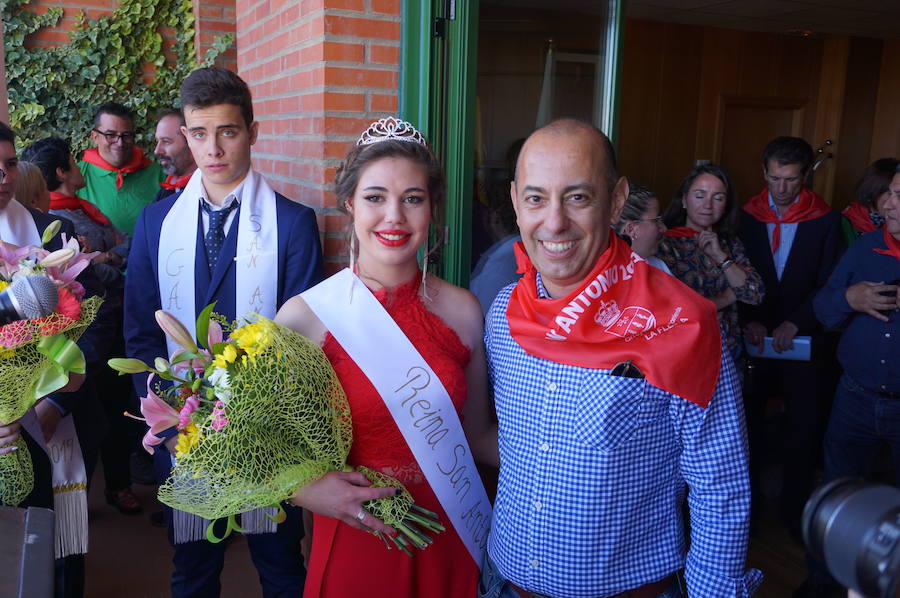 Fotos: Pregón y desfile de peñas fiestas de La Flecha