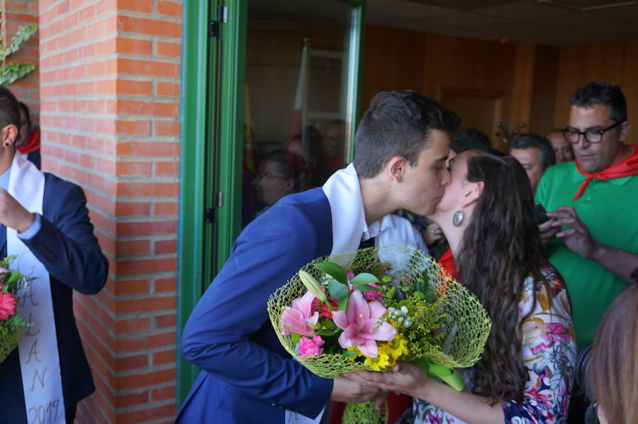 Fotos: Pregón y desfile de peñas fiestas de La Flecha