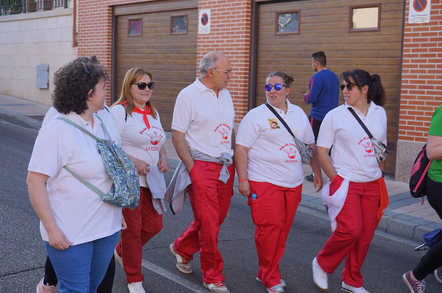 Fotos: Pregón y desfile de peñas fiestas de La Flecha