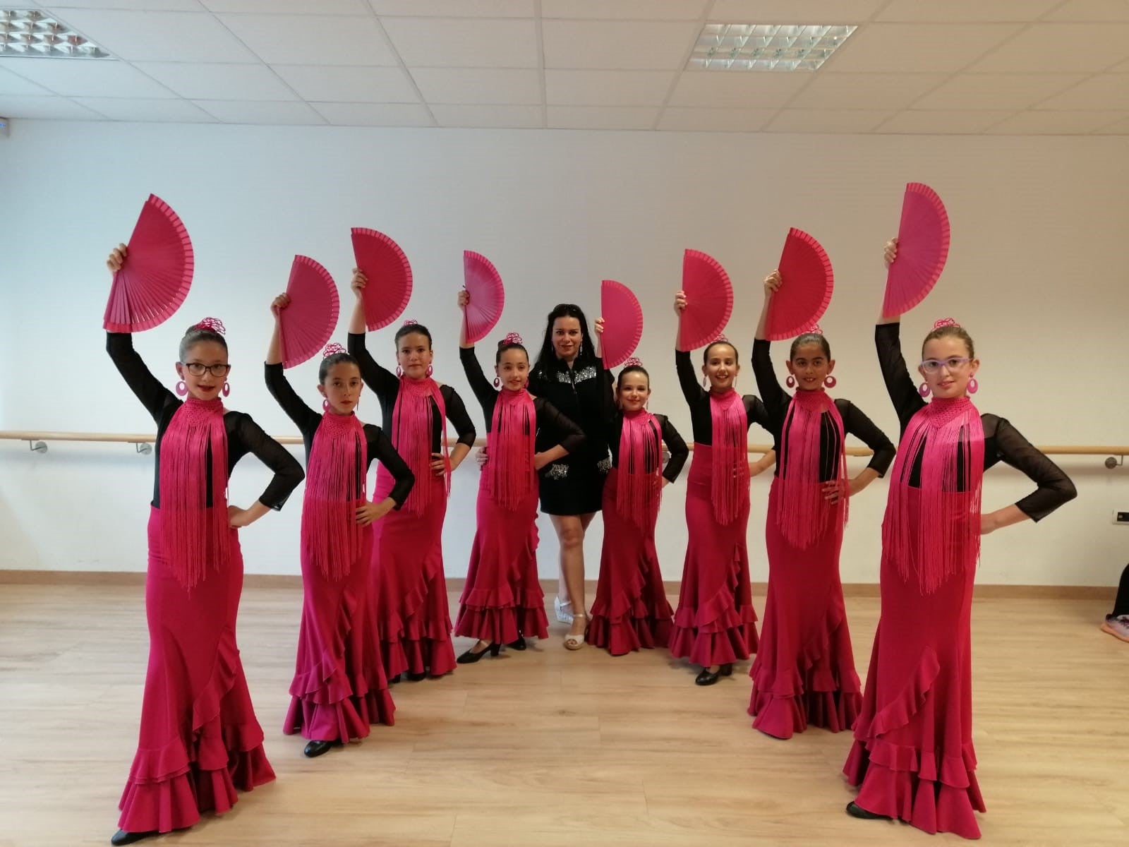 Fotos: Fin de curso Escuela de Danza de Arroyo