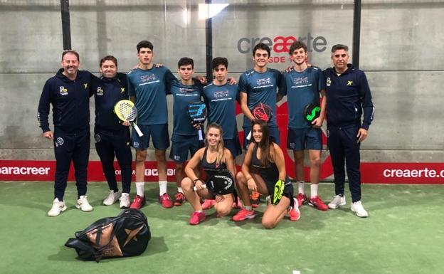 Campeones de España junior de pádel. 