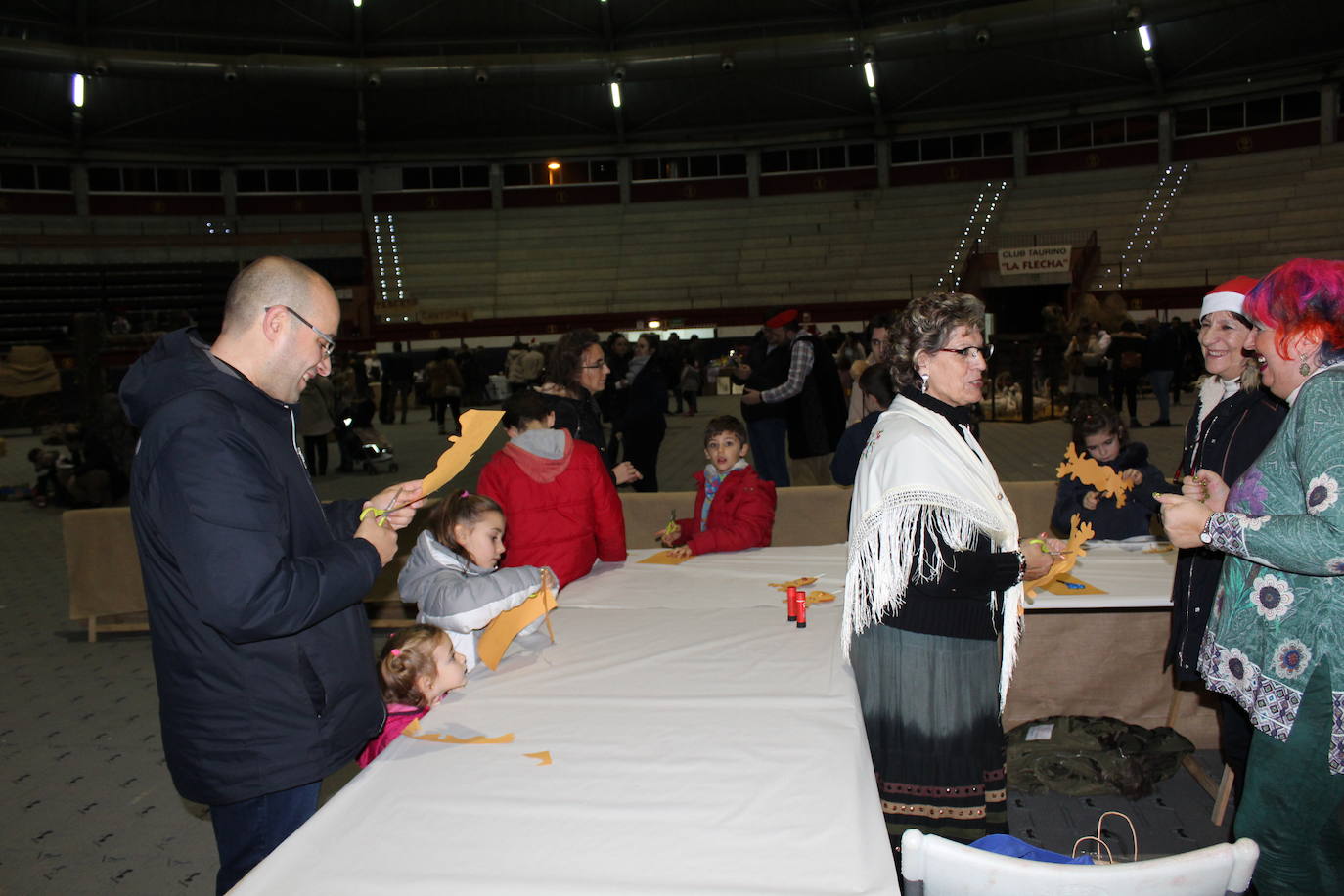 Adoración de los Reyes Magos al Niño Jesús en el portal de Belén. 