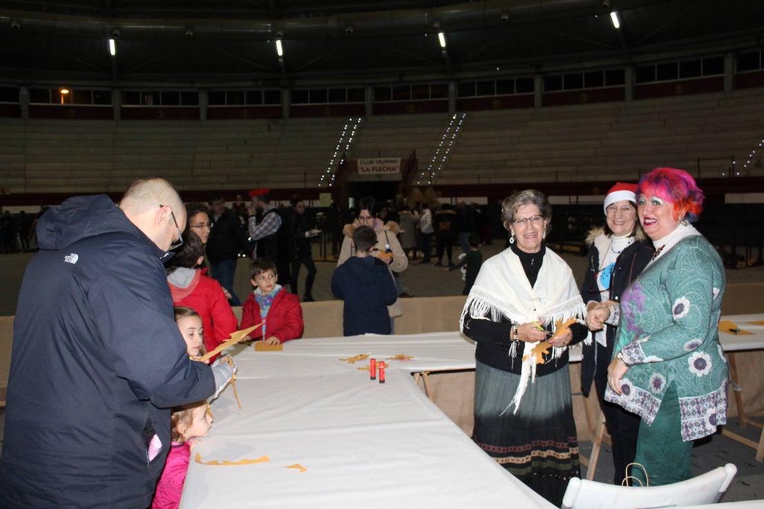 Adoración de los Reyes Magos al Niño Jesús en el portal de Belén. 