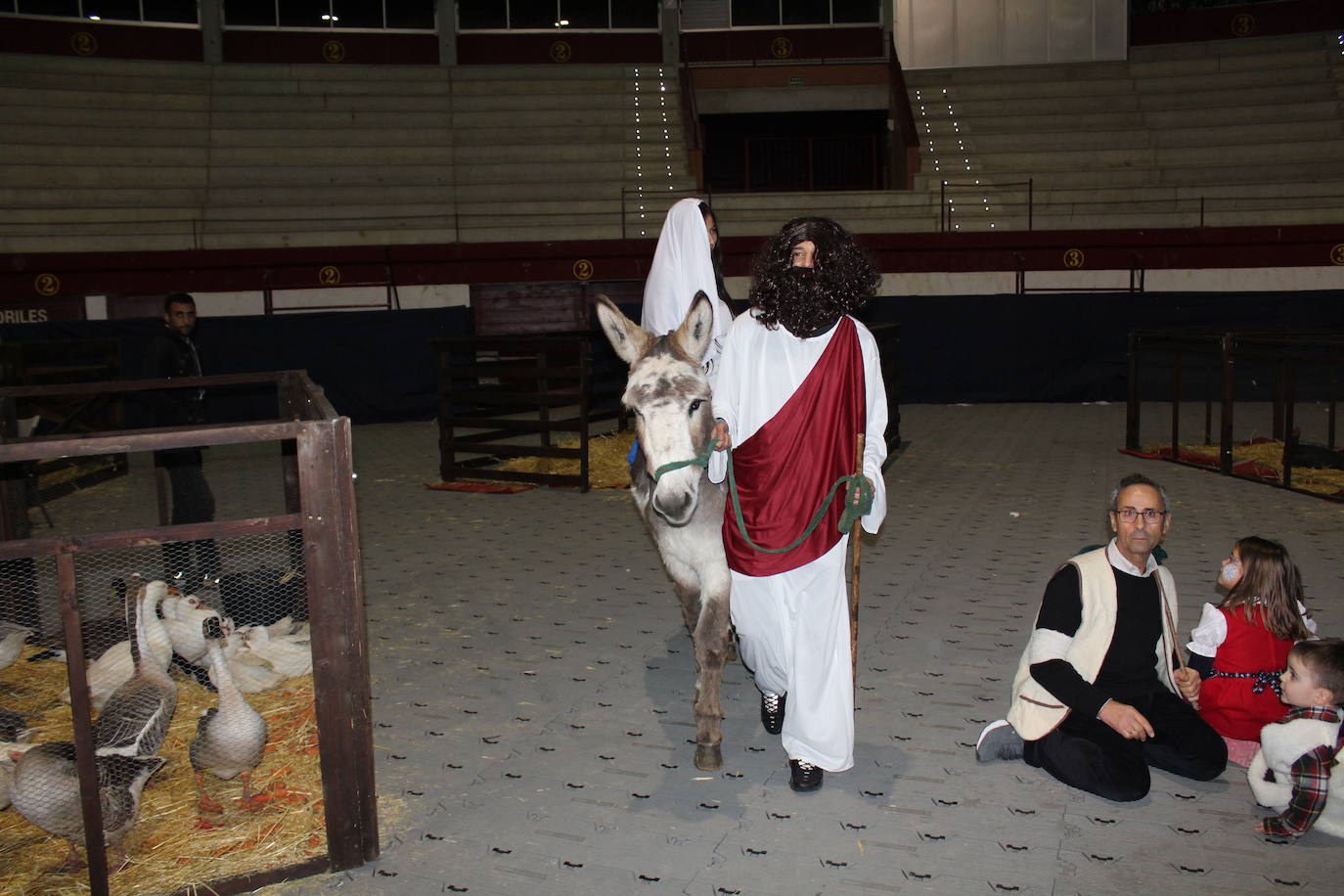 Adoración de los Reyes Magos al Niño Jesús en el portal de Belén. 