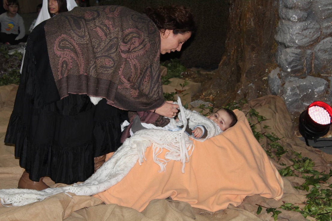 Adoración de los Reyes Magos al Niño Jesús en el portal de Belén. 