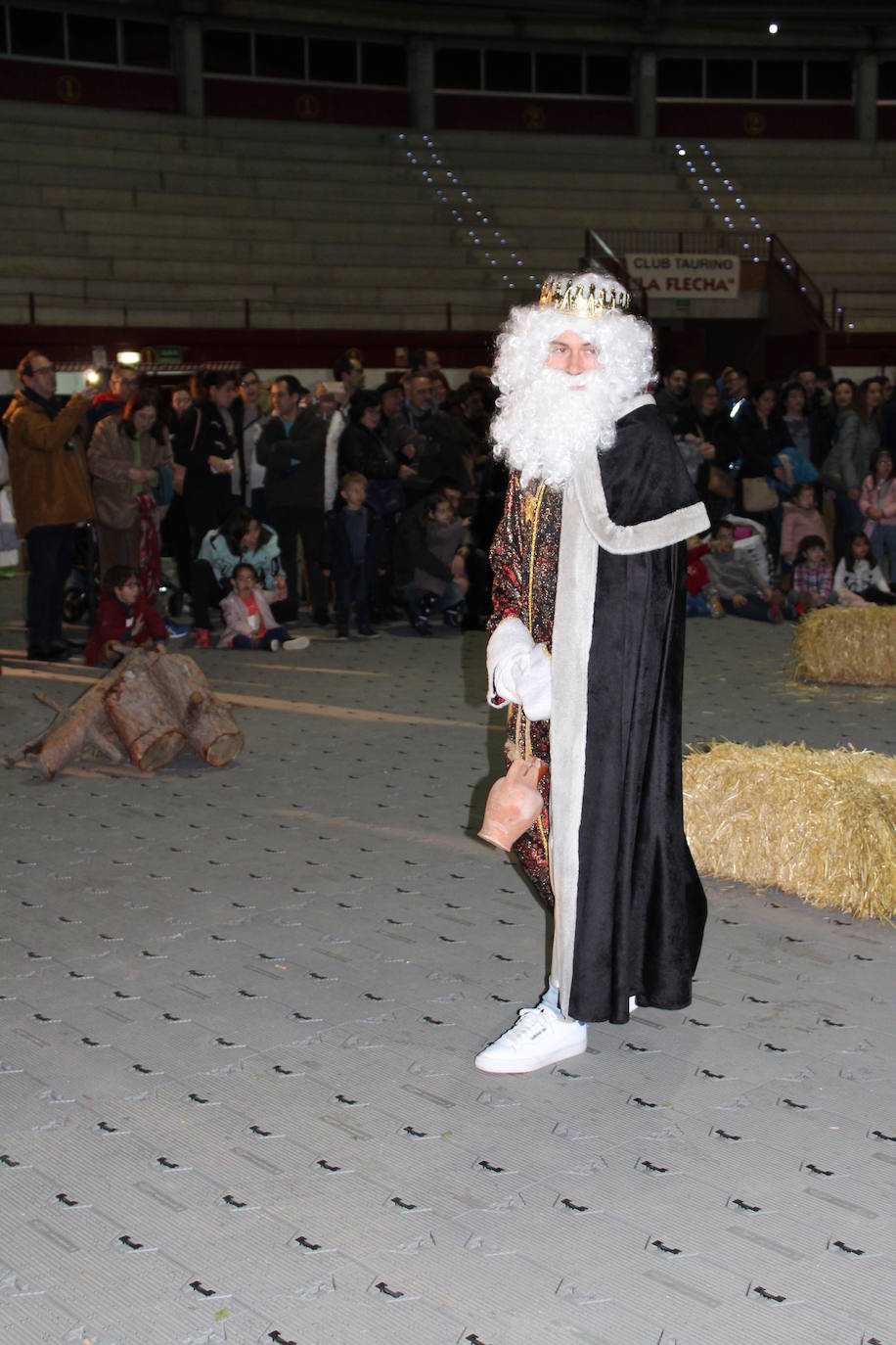 Adoración de los Reyes Magos al Niño Jesús en el portal de Belén. 
