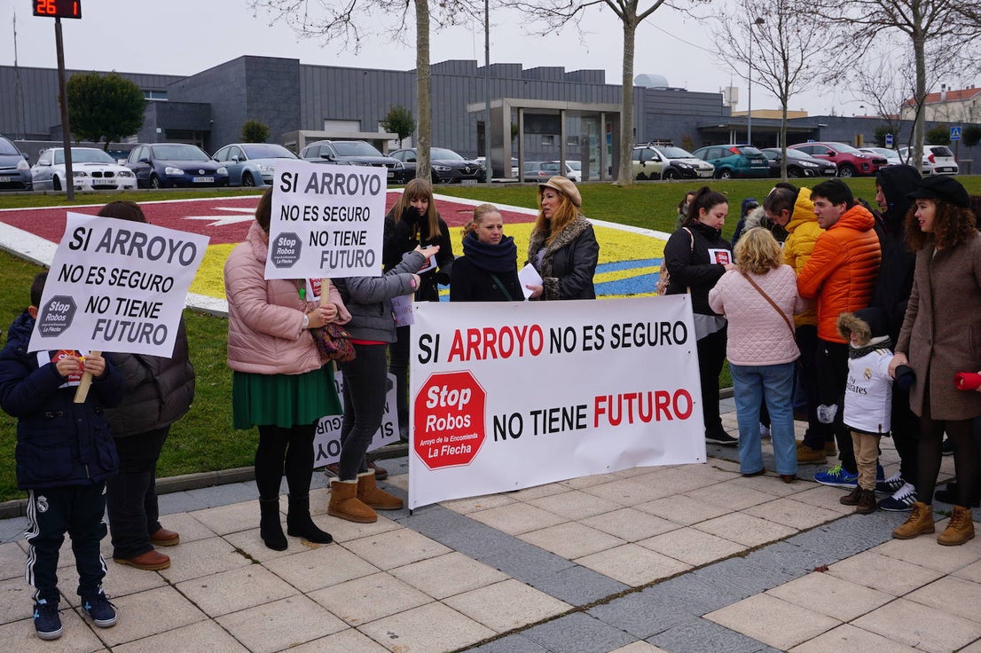 Lectura del manifiesto de la plataforma. 