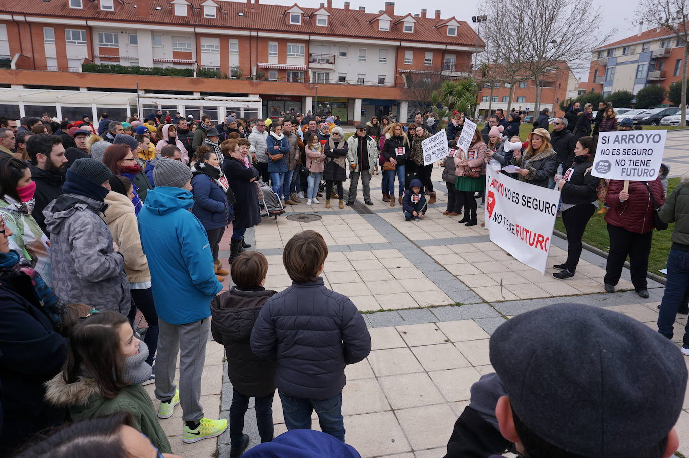 Lectura del manifiesto de la plataforma. 