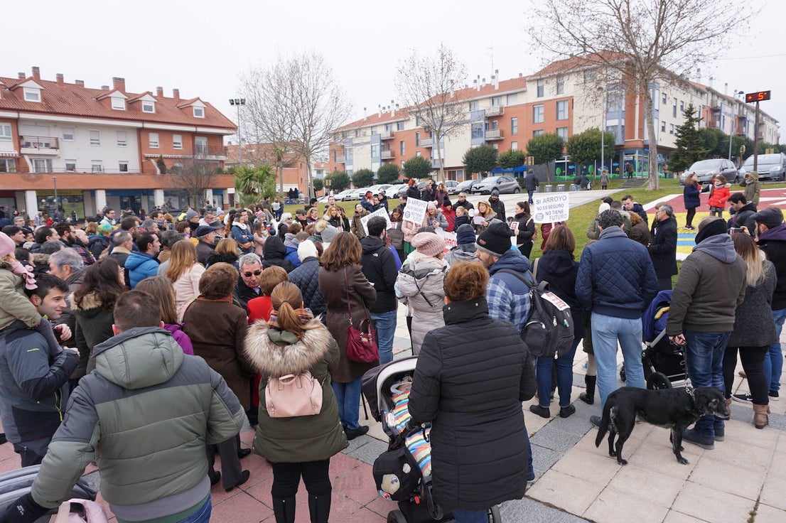 Lectura del manifiesto de la plataforma. 