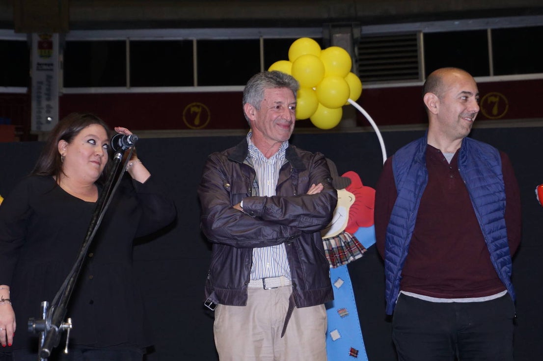 La comparse El Batacazo ganó el concurso infantil de chirigotas de Arroyo. 