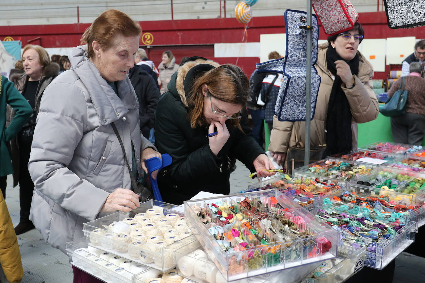 Fotos: El encuentro de bolillos en Arroyo de la Encomienda
