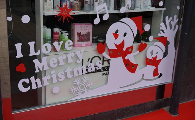 El gusto y el ingenio decorando balcones, fachadas y casas, tendrán el reconocimiento del jurado y de los vecinos en Arroyo. 