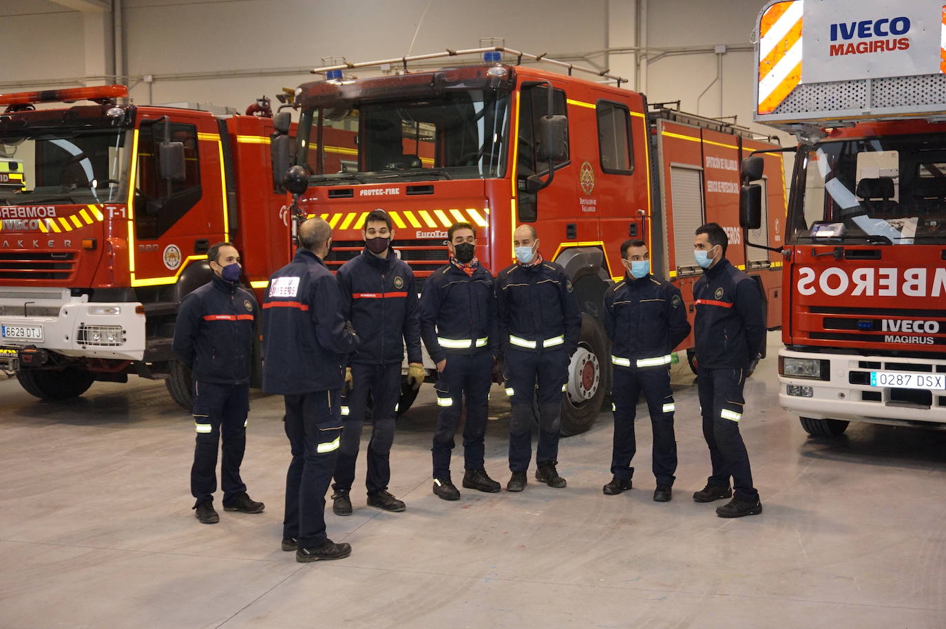 El alcalde de Arroyo, Sarbelio Fernández, dio la bienvenida a los nuevos bomberos del parque de Arroyo y les agradeció su esfuerzo y profesionalidad con los mejores deseos para el desempeño de sus funciones. 