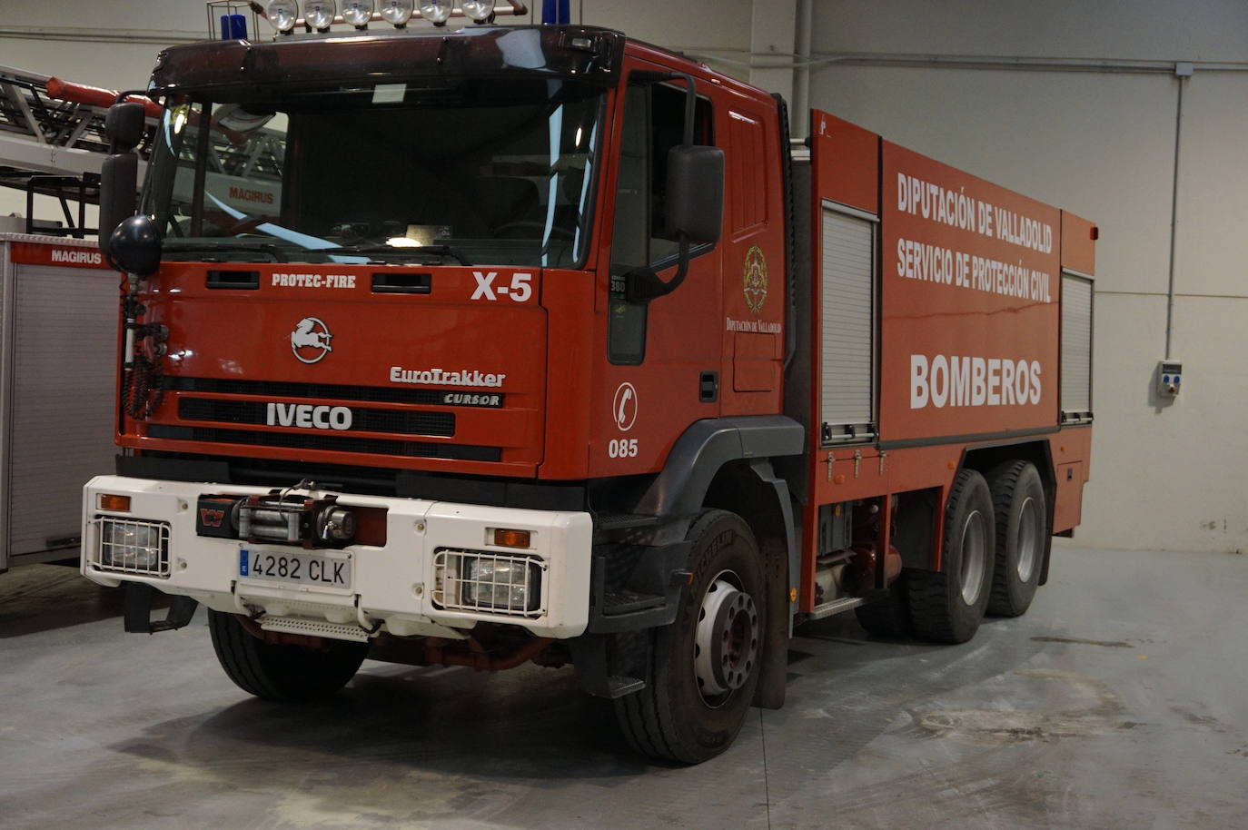 El alcalde de Arroyo, Sarbelio Fernández, dio la bienvenida a los nuevos bomberos del parque de Arroyo y les agradeció su esfuerzo y profesionalidad con los mejores deseos para el desempeño de sus funciones. 