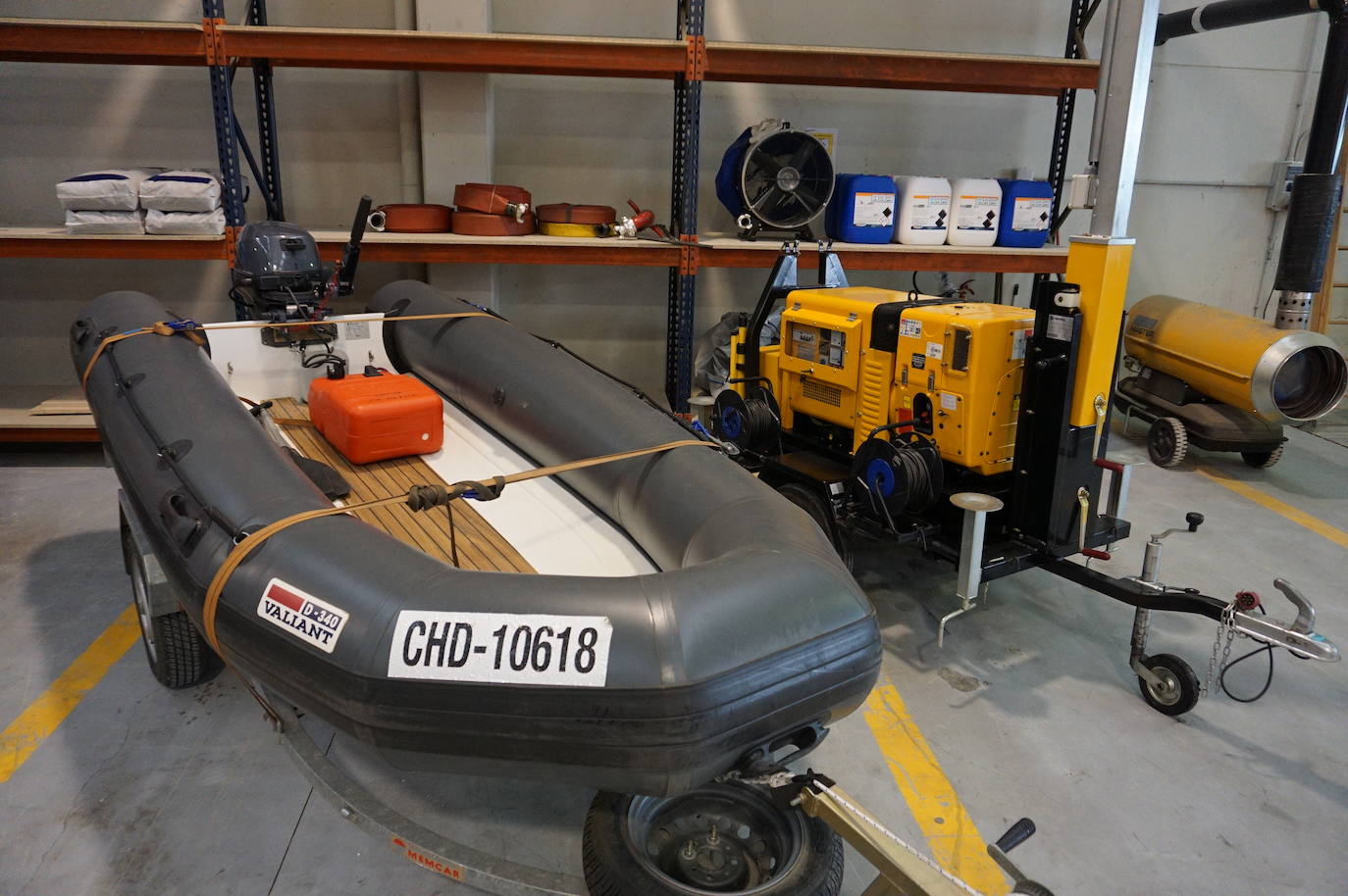 El alcalde de Arroyo, Sarbelio Fernández, dio la bienvenida a los nuevos bomberos del parque de Arroyo y les agradeció su esfuerzo y profesionalidad con los mejores deseos para el desempeño de sus funciones. 