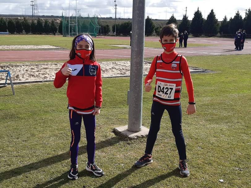 Los niños y jóvenes del Club Atletismo Arroyo regresaron a la competición el pasado fin de semana con muy buenos resultados. 