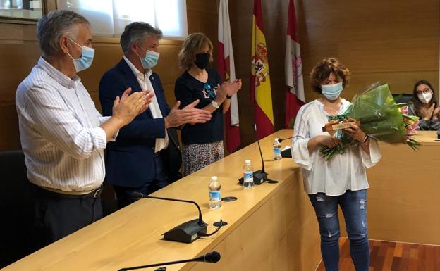 El acto se desarrolló en el Salón de Plenos del Ayuntamiento de Arroyo. 