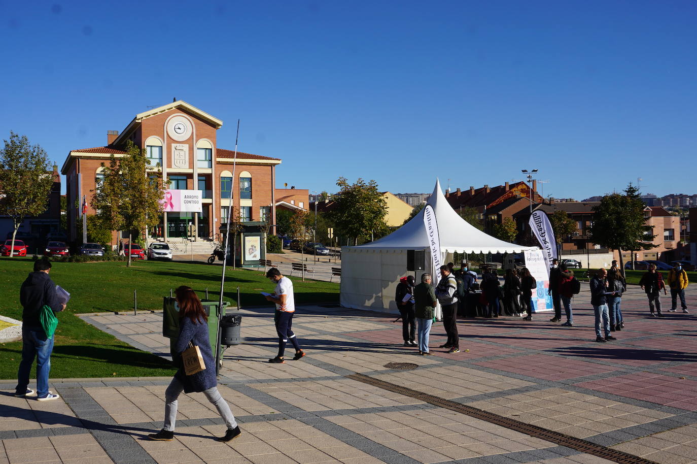 Más de un centenar de participantes en el I Rally Fotográfico de Arroyo de la Encomienda. 