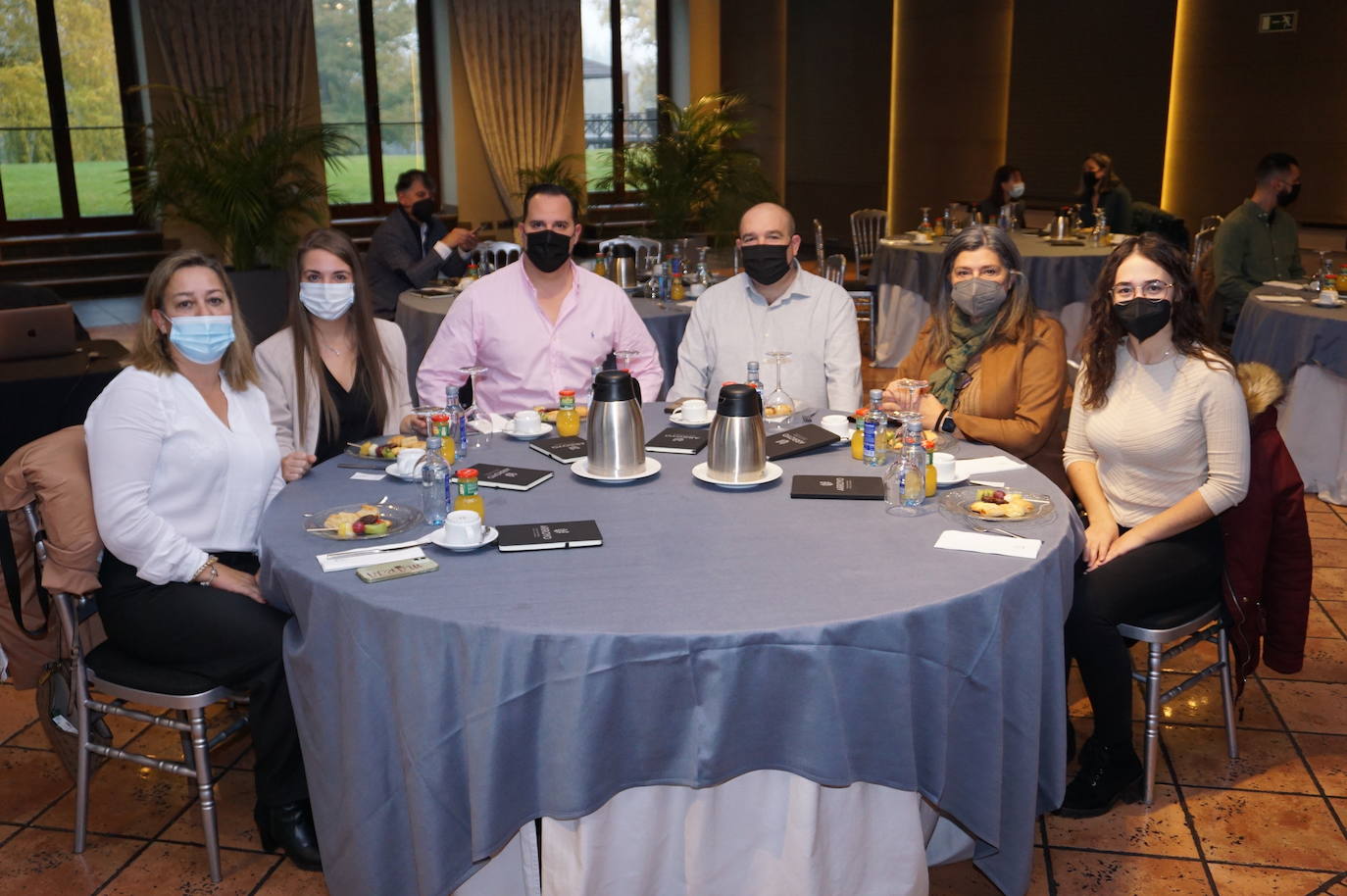 Más de un centenar de empresarios de Arroyo en el evento Hablemos de Negocios. 