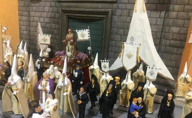 Imagen principal - Detalle de la exposición de José Luis González 