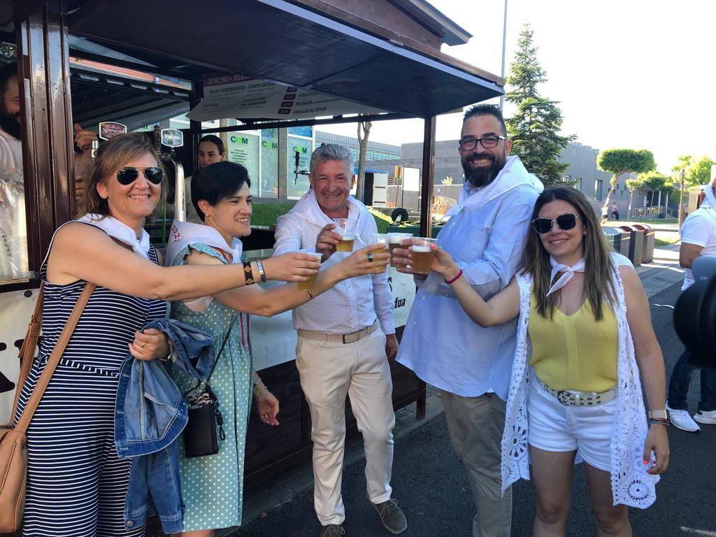 Reyes y reinas de 2022, Pregoneras y corporación municipal tras el pregón inaugural 