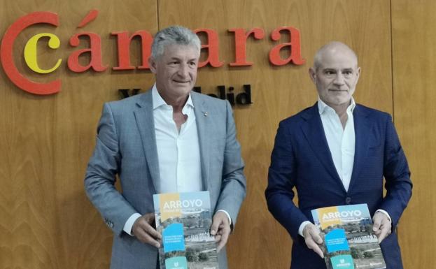 El alcalde arroyano, Sarbelio Fernández y el presidente de la Cámara de Comercio Víctor Caramanzana 