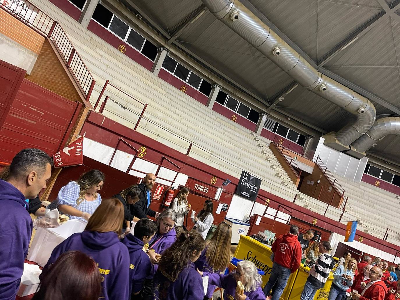 Fotos: Día de las Peñas en Arroyo