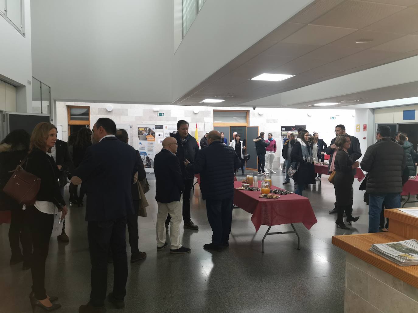 Foro 'Destino Arroyo', organizado por el Ayuntamiento de Arroyo y la Cámara de Comercio 