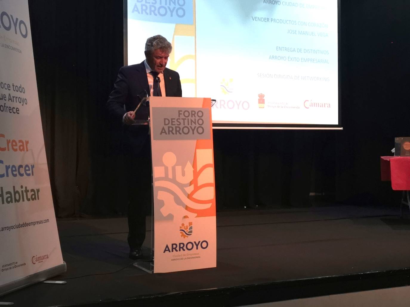 Foro 'Destino Arroyo', organizado por el Ayuntamiento de Arroyo y la Cámara de Comercio 