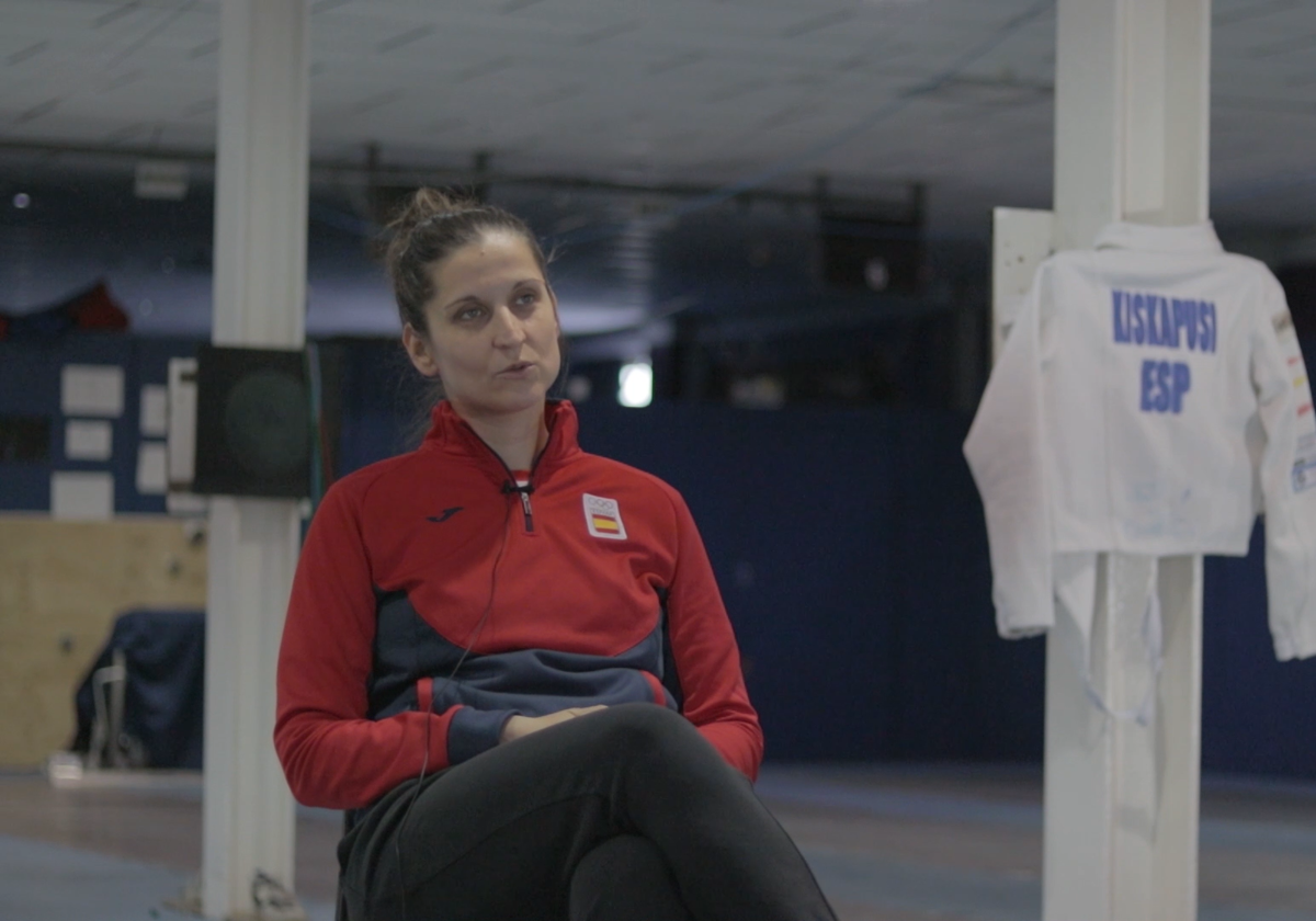 Dora Kiskapusi en una imagen tomada durante el documental