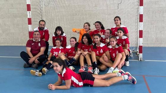 Las chicas del Infantil A del Marpel BM Arroyo, derechas la Final a Cuatro de Castilla y León