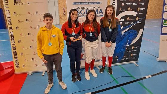 Villadiego (Burgos) trae suerte al esgrima arroyano