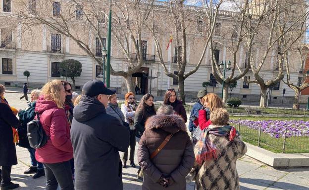 Otro momento de la ruta guiada 'Reinas de Valladolid' 