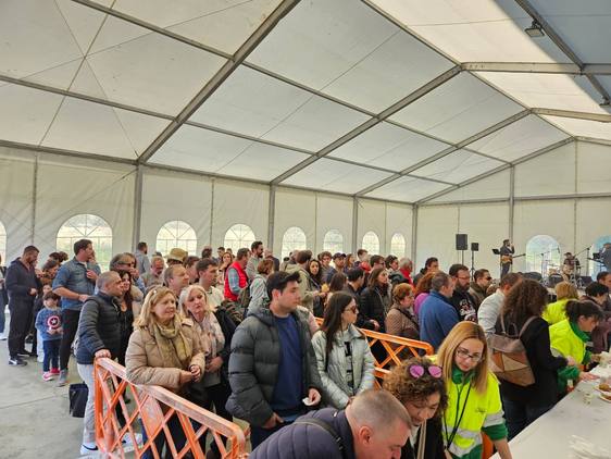 Arroyo festeja la matanza del cerdo