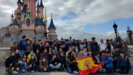 'Vivas' para los jóvenes músicos de Arroyo en Disney