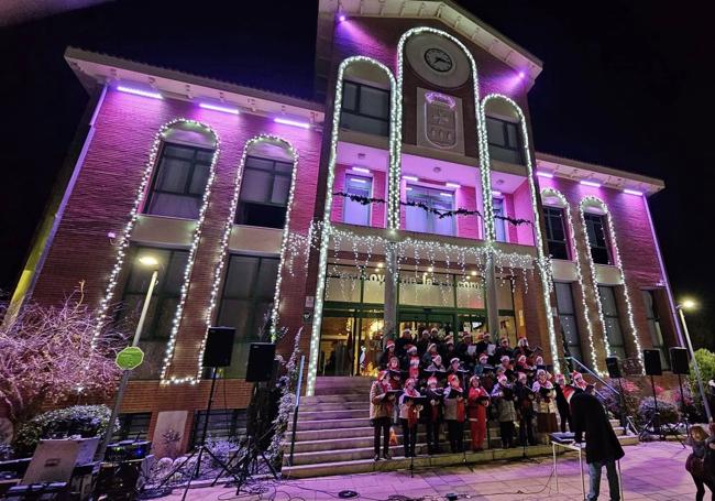 Encendido de luces, castañada y villancicos el pasado 5 de diciembre