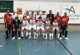 Jugadores y técnicos del Unión Arroyo