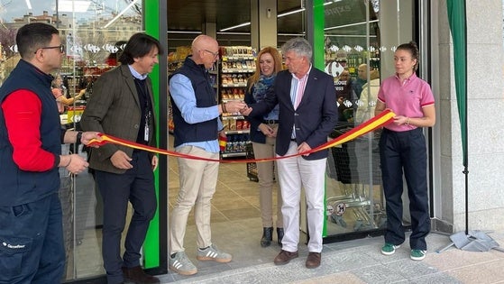 Carrefour Express abre sus puertas en Las Lomas de Arroyo