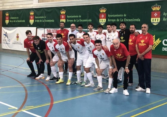 Jugadores y técnicos del Unión Arroyo