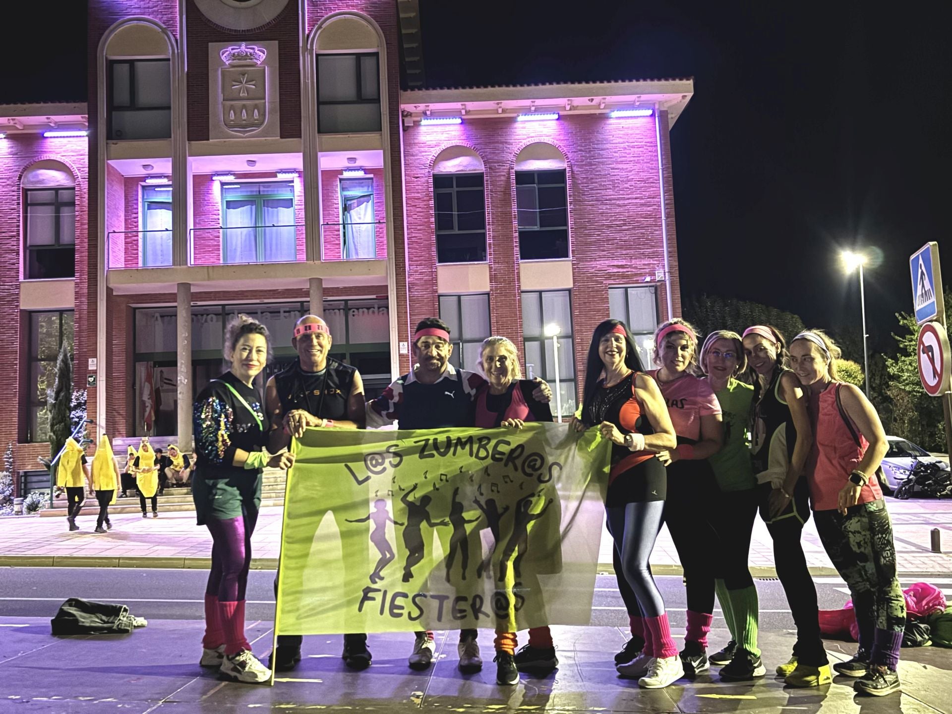 Así transcurrió el desfile de disfraces del Peñas Fest de Arroyo